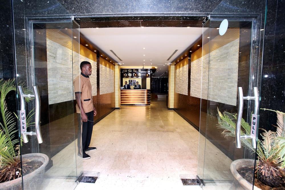 Zagy Hotel Dubai Exteriör bild